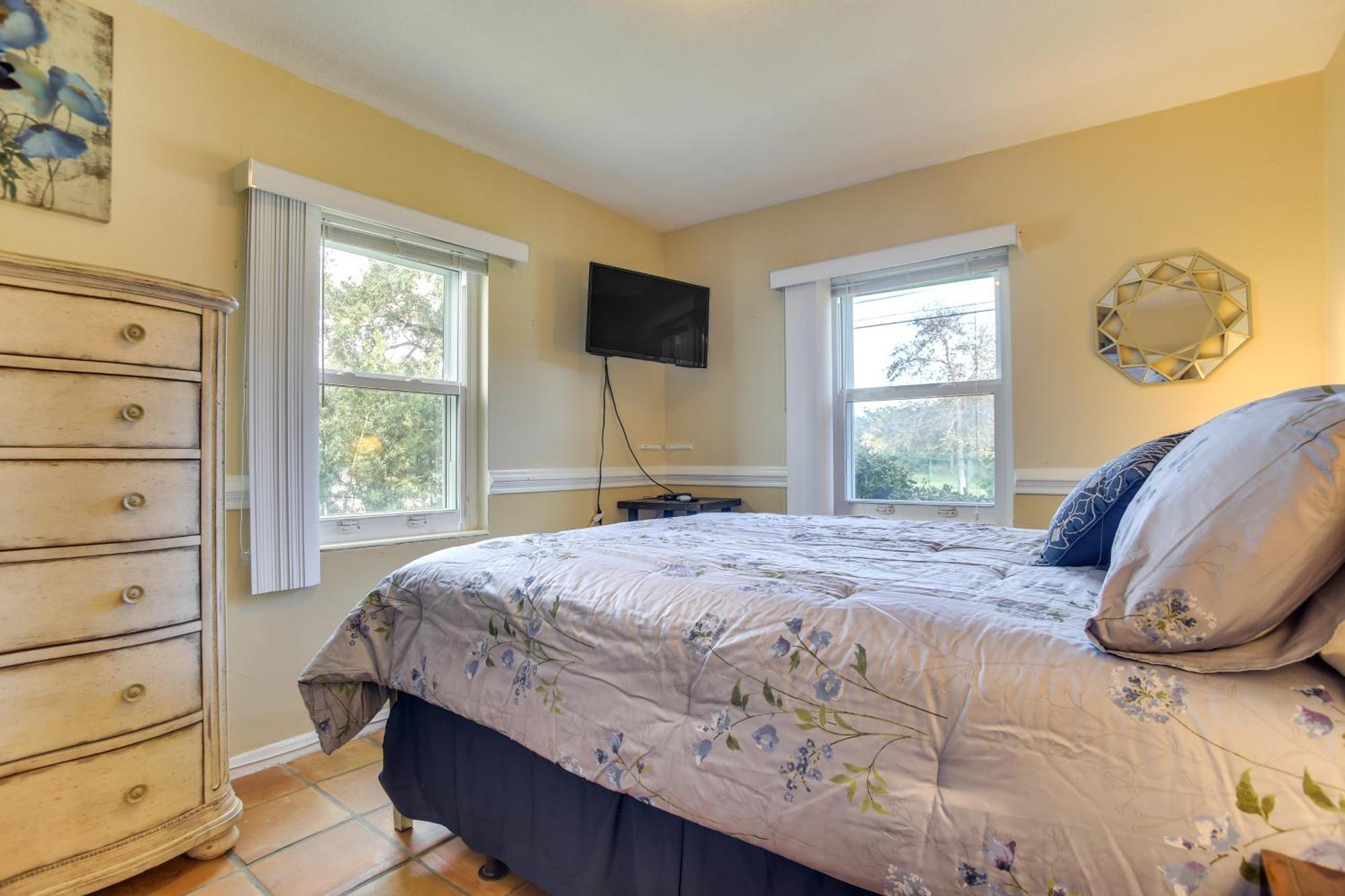 Canal Side Retreat With Dock, By Hollywood Boardwalk Φορτ Λόντερντεϊλ Εξωτερικό φωτογραφία